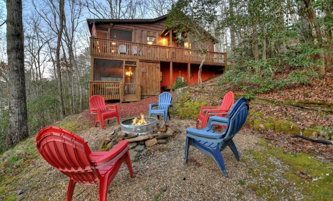 American Dream Americana Decor Close To Downtown Blue Ridge Exterior photo
